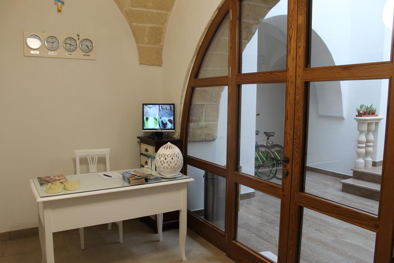 Charme B&B Dimora Quarta Leverano Exterior foto